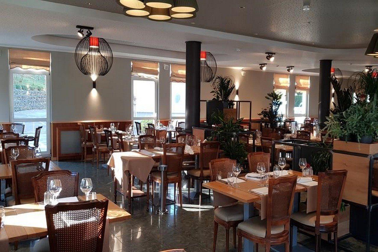 Hotel-Restaurant Gulliver Bascharage Exterior photo